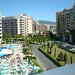 アパートホテル In Victoria 2*